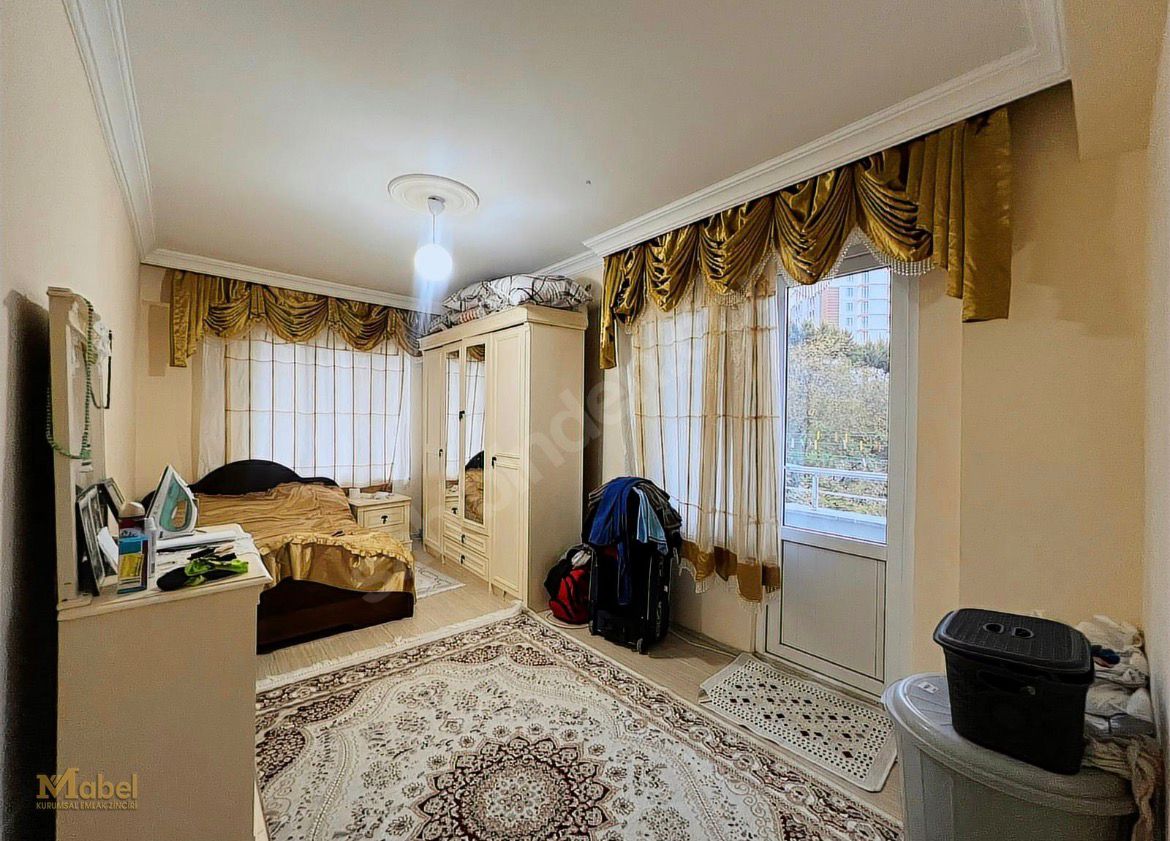 MABELDEN ŞEREFİYE MAHALLESİNDE SATILIK 3+1 GENİŞ DAİRE